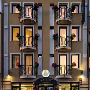 Ξενοδοχείο Labirint Boutique