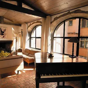 la-tour-rose.hotels-rhonealpes.com/