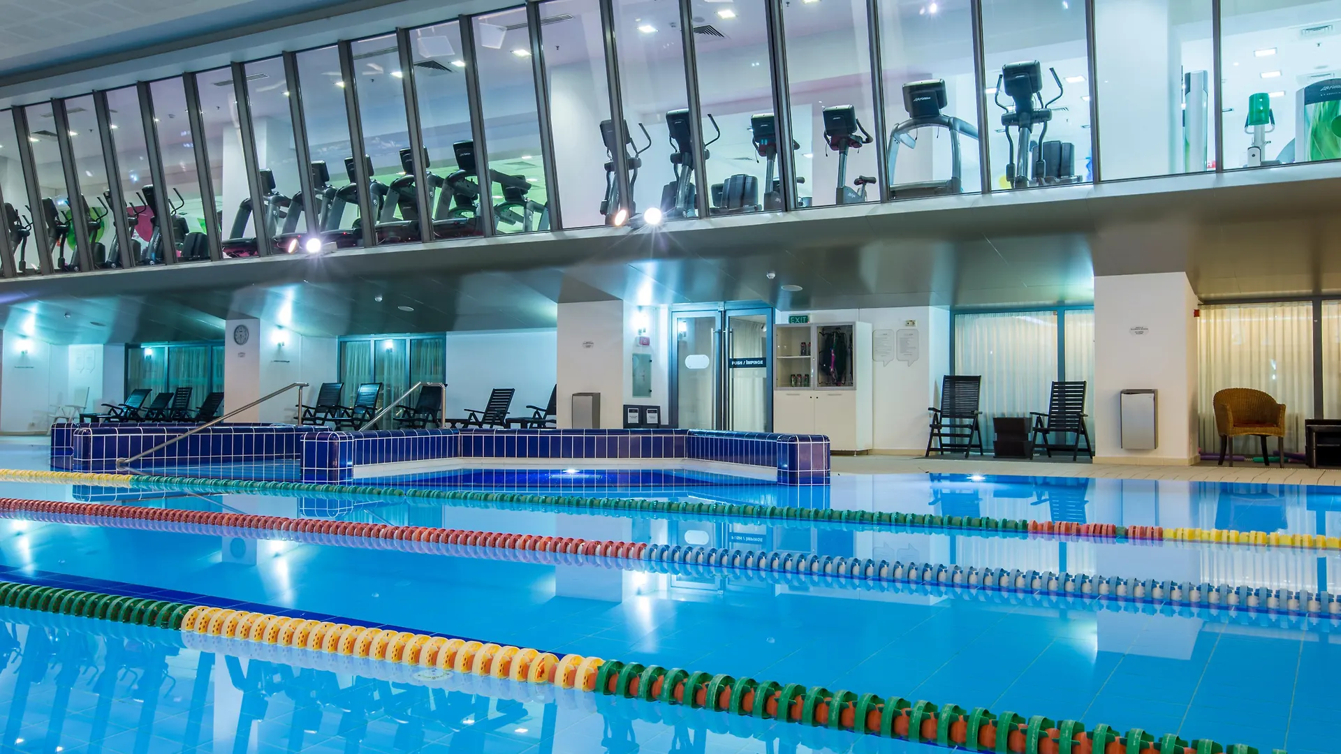 Park Inn By Radisson Bucharest Hotel & Residence Apartahotel