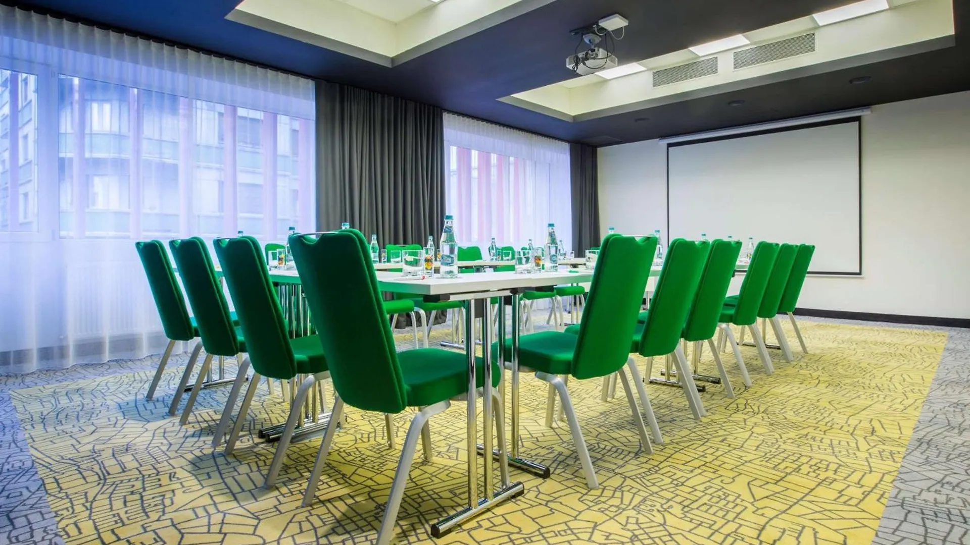 Aparthotel Park Inn By Radisson Bucharest Hotel & Residence