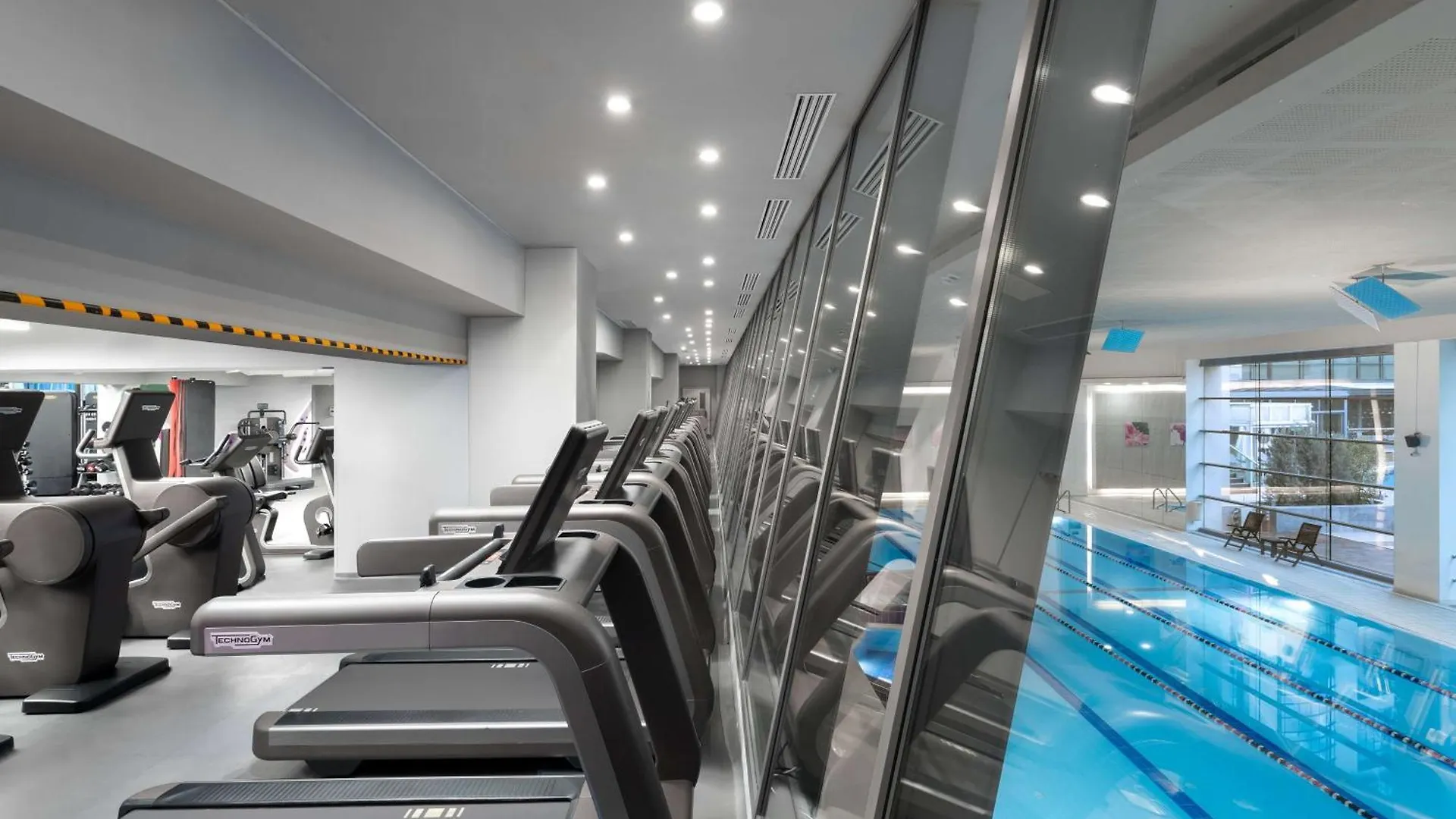 **** Aparthotel Park Inn By Radisson Bucharest Hotel & Residence Romania